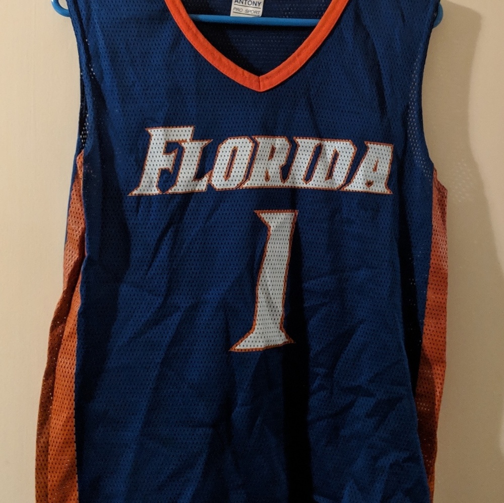 Boy's Florida Gators Mesh shirt size 18-20
